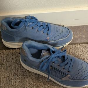 Womens Kti Blue Casual Sneakers